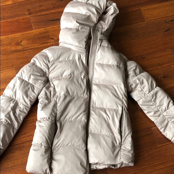 Uniqlo Jackets & Blazers - **SPRING SALE** Uniqlo Down Puffer
